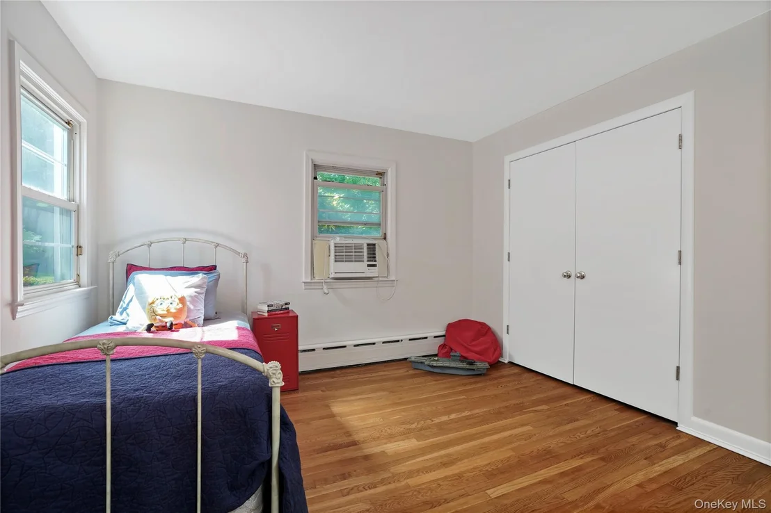 Photo of 11 Riverview Avenue