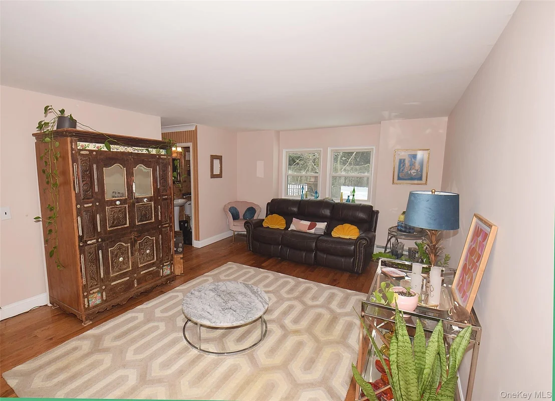 Photo of 338 Pond Path