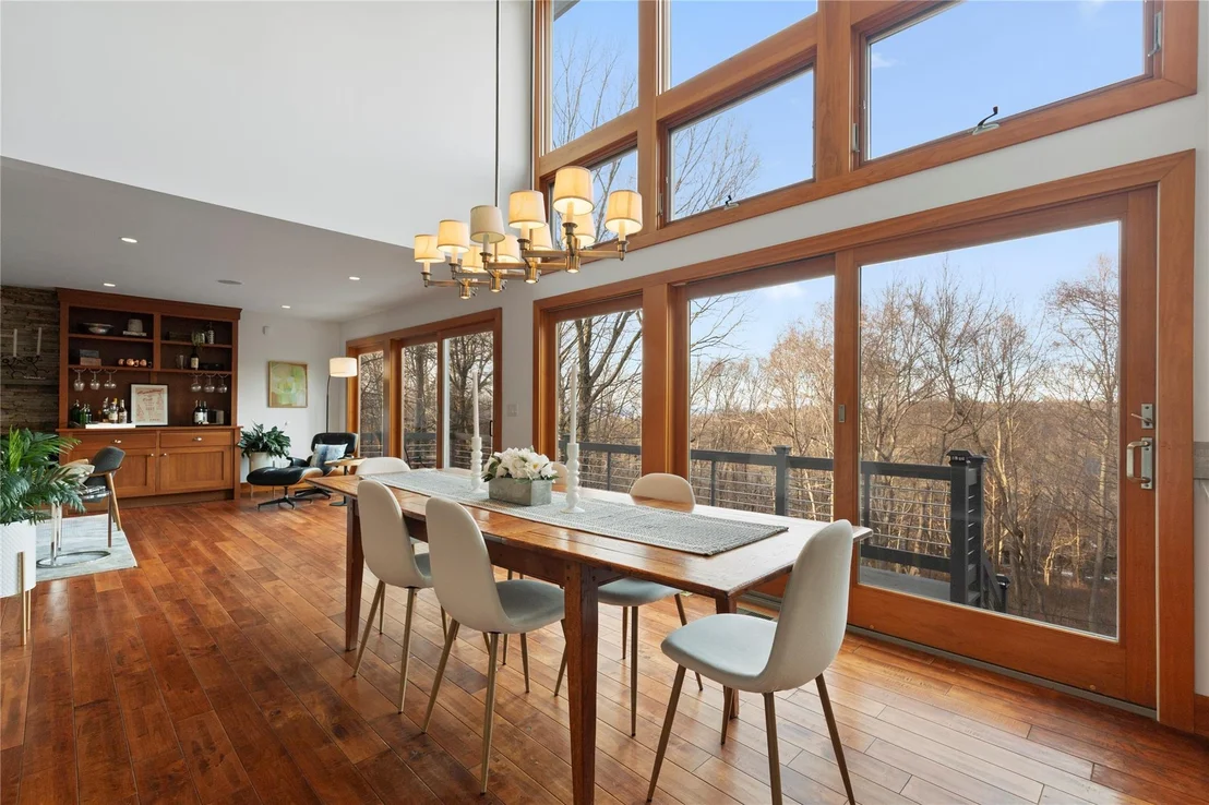 Photo of 44 Riverview Road
