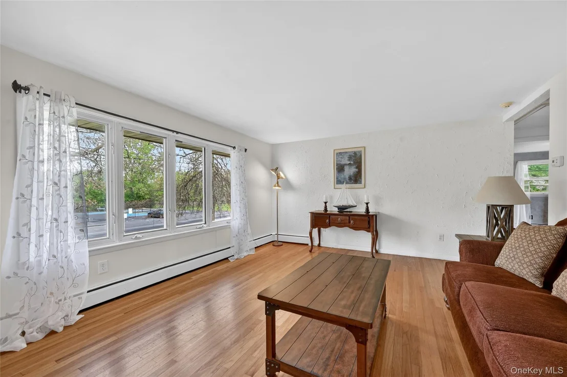 Photo of 31 Monarch Drive