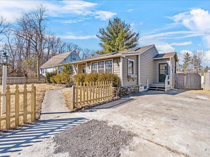 Photo of 18 Jaeger Drive