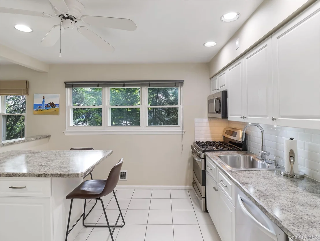 Photo of 48 Eberling Drive