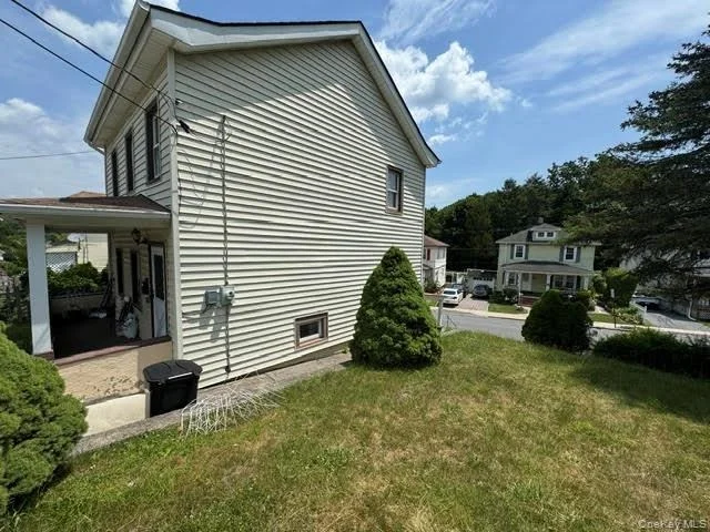 Photo of 10 Forest Avenue