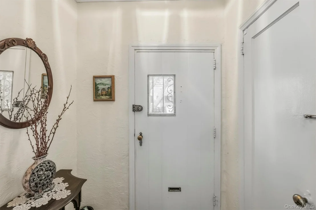 Photo of 1114 Mace Avenue