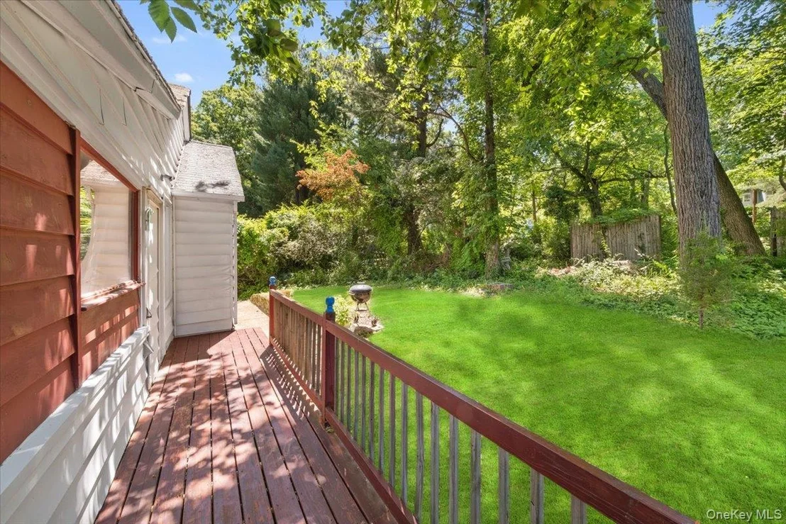 Photo of 184 Lake Drive