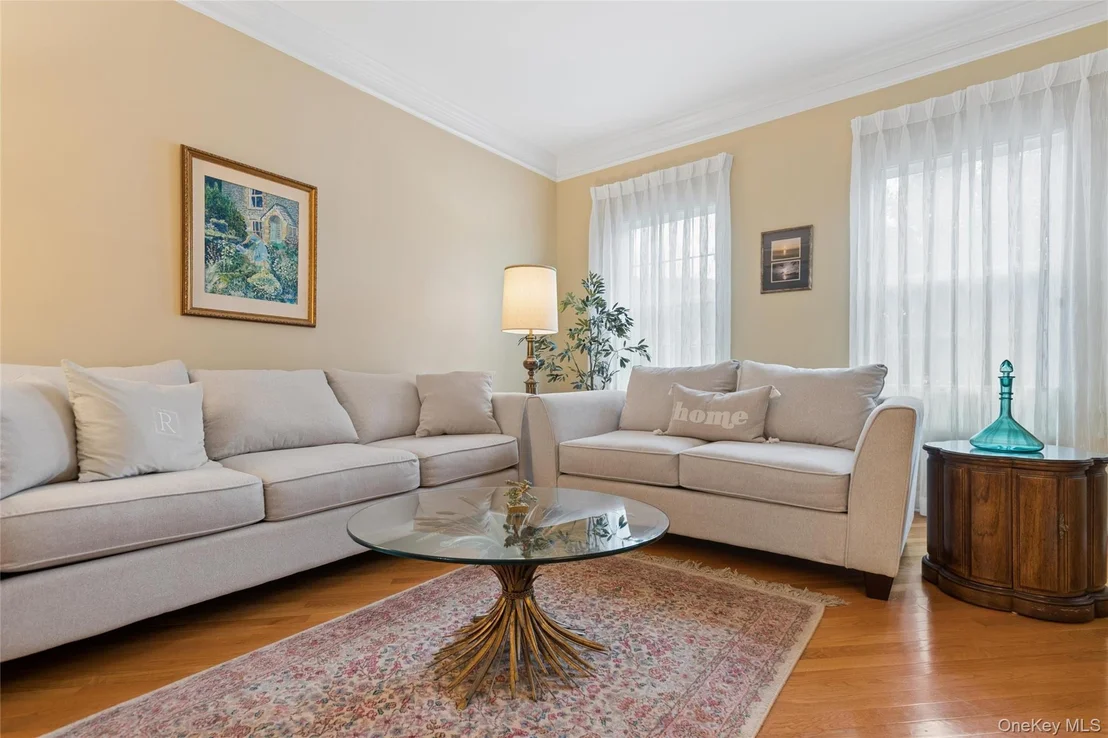 Photo of 415 Vassar Place