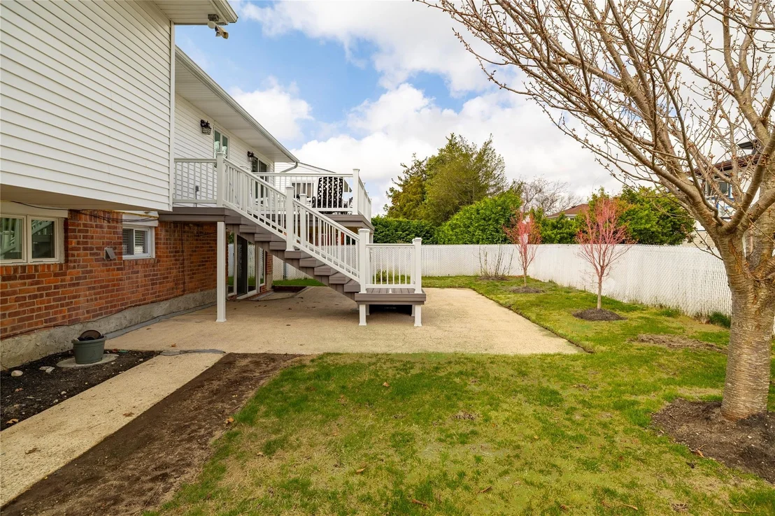 Photo of 1001 Green Place