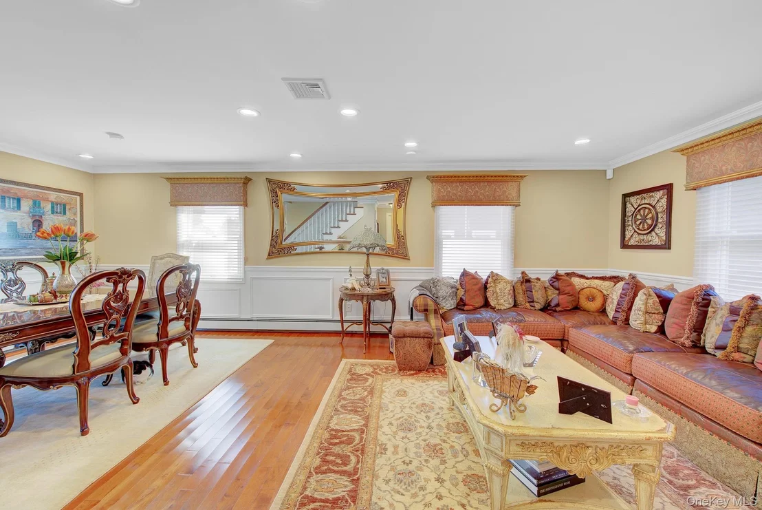 Photo of 12 Crabtree Lane