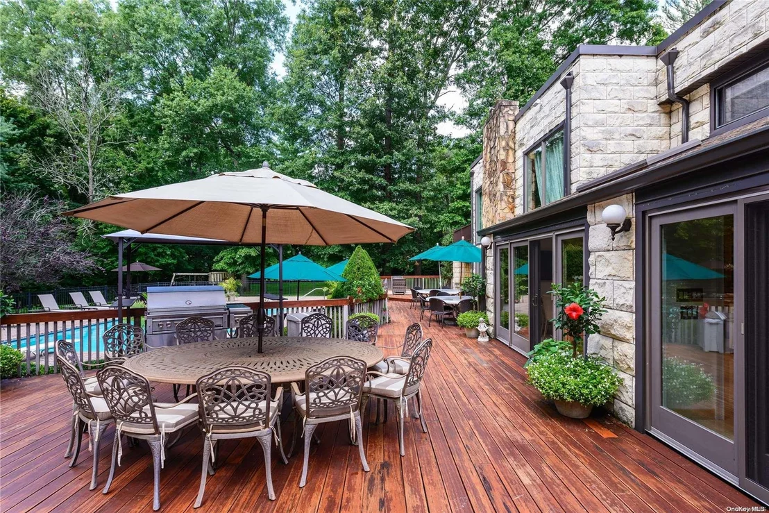 Photo of 4 Summerwind Drive