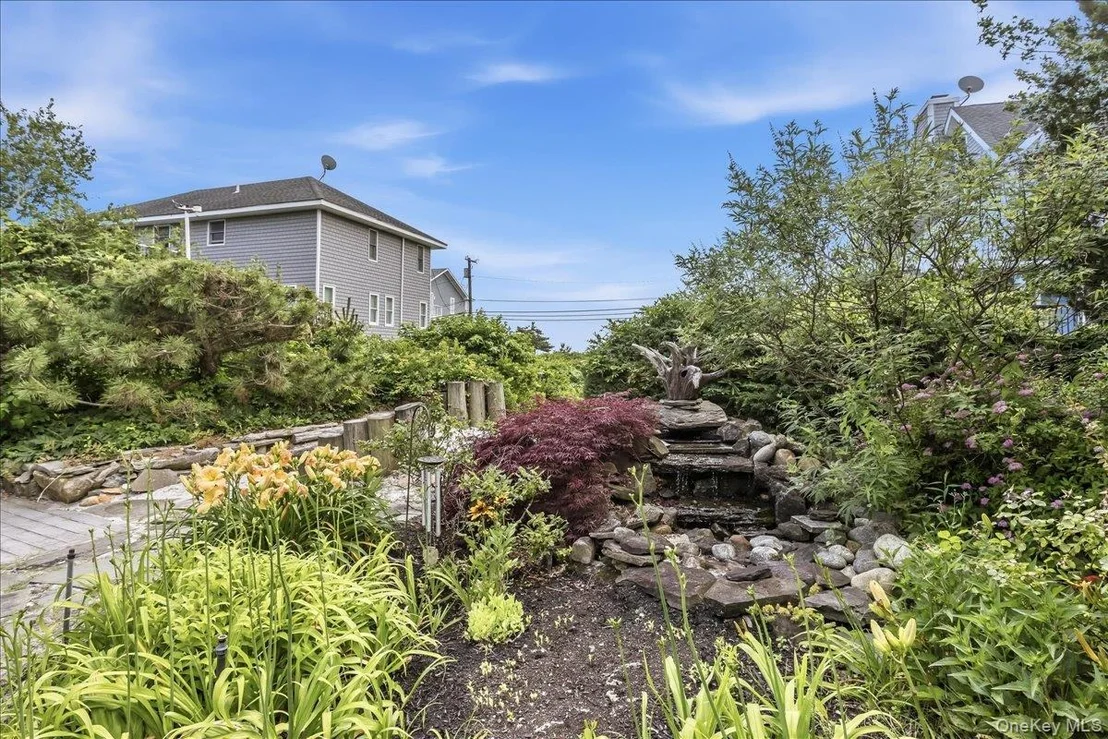 Photo of 72 Circle Drive