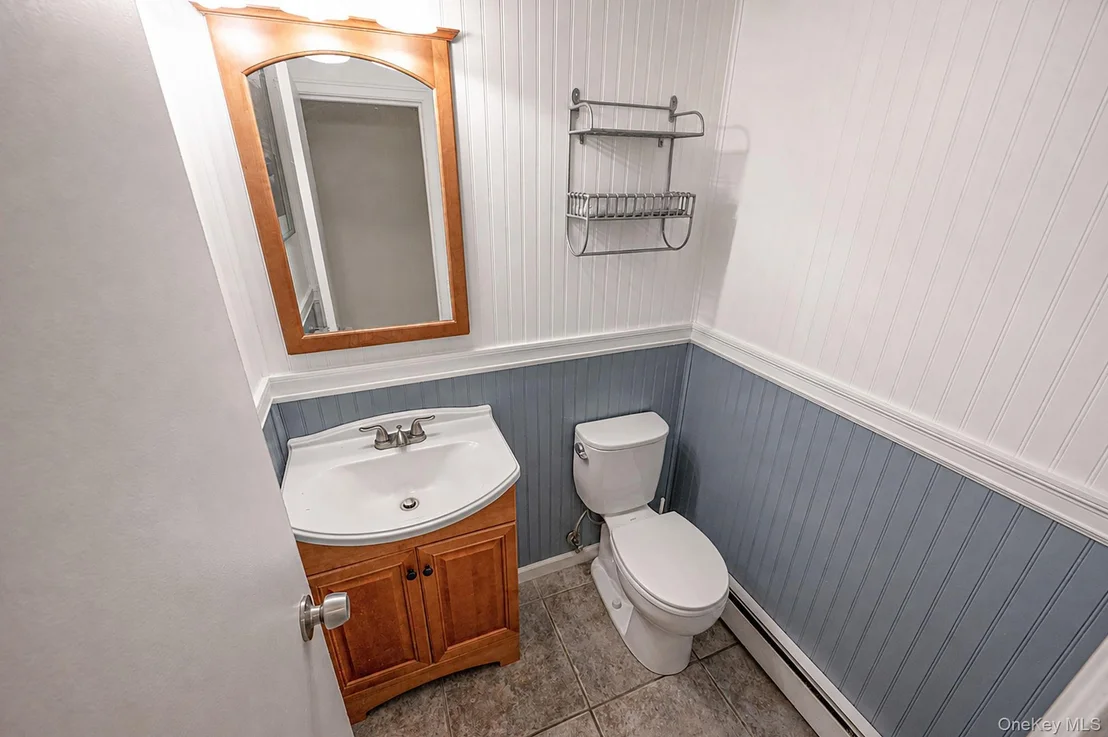 Photo of 44 Winslow Lane