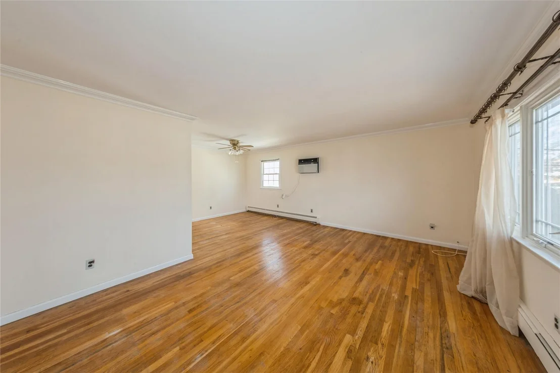 Photo of 60 Nottingham Avenue