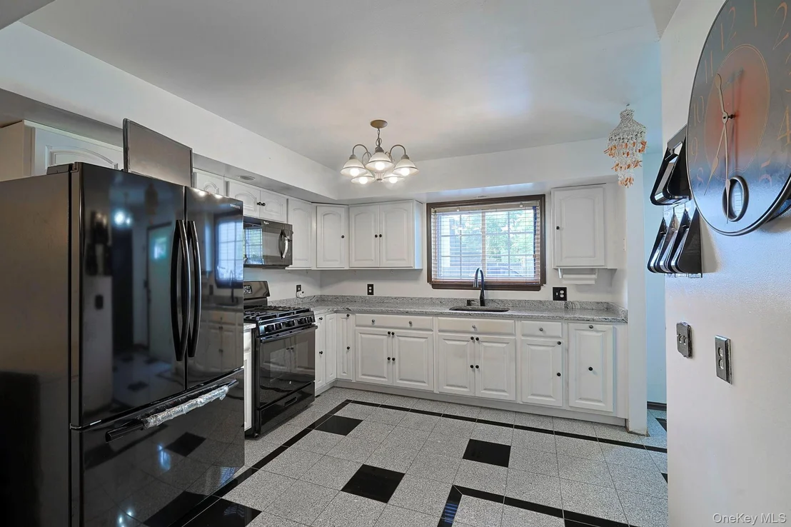 Photo of 14 Spruce Peak Road