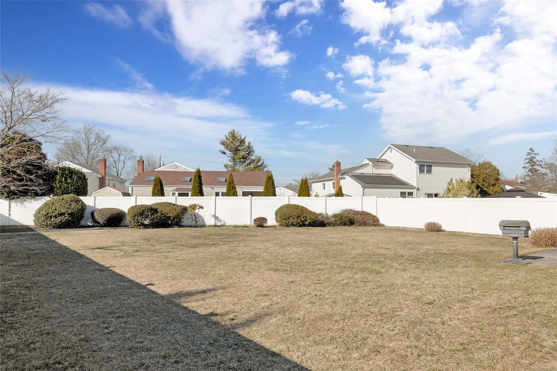 Photo of 2599 Phyllis Drive