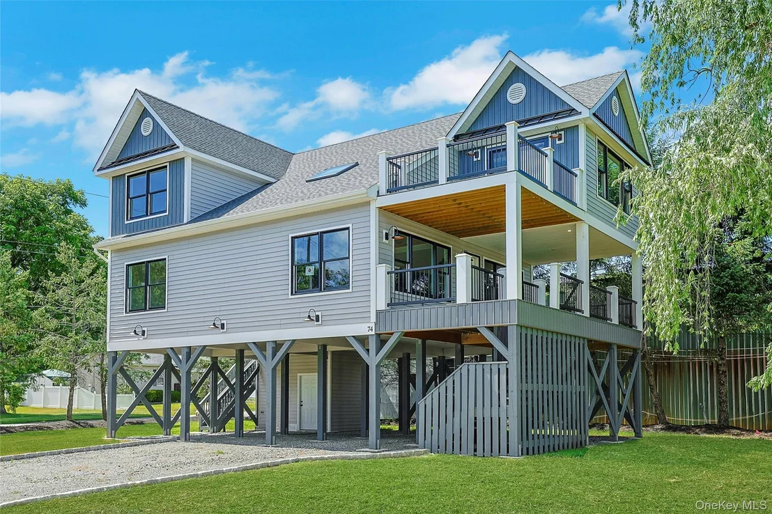 Photo of 74 Beach Road