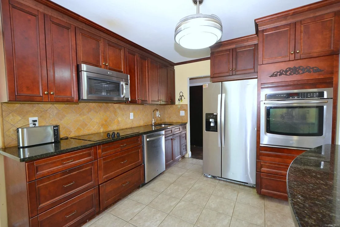 Photo of 60 Tanglewood Drive