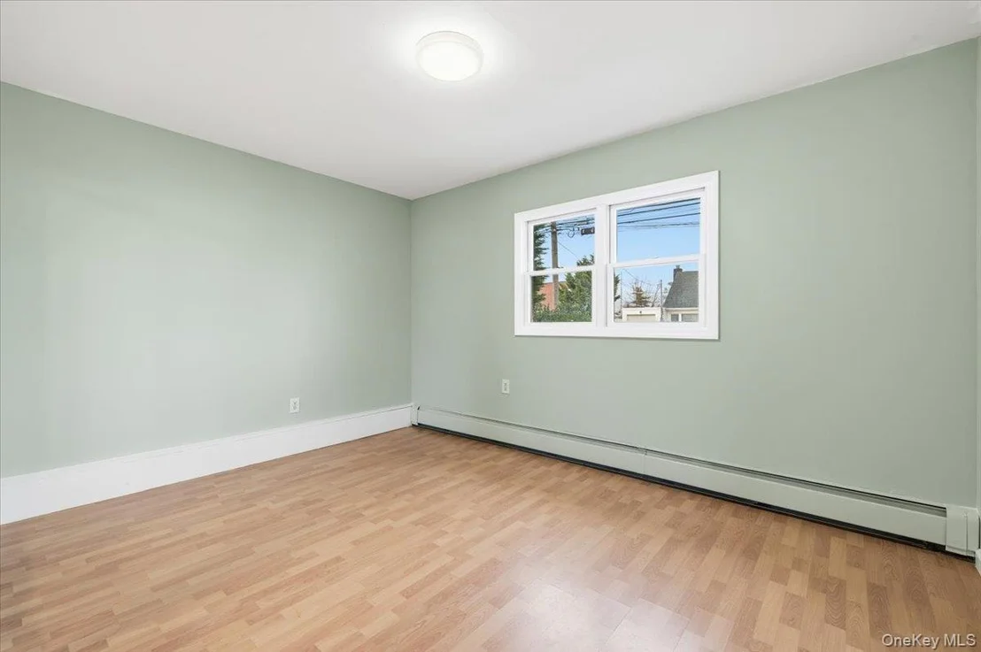 Photo of 962 Washington Street