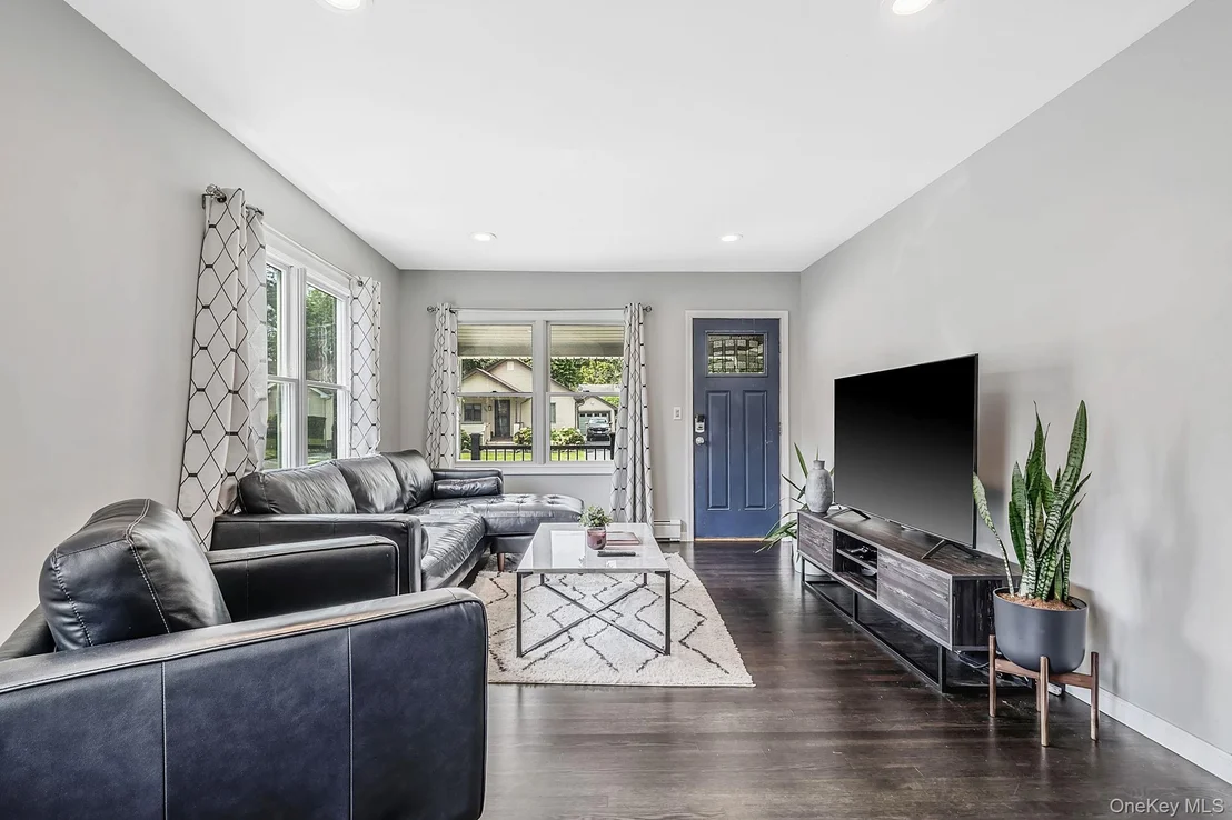 Photo of 101 Highland Avenue