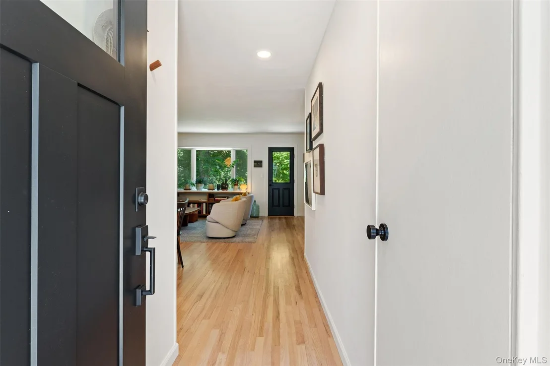 Photo of 170 Crest Drive