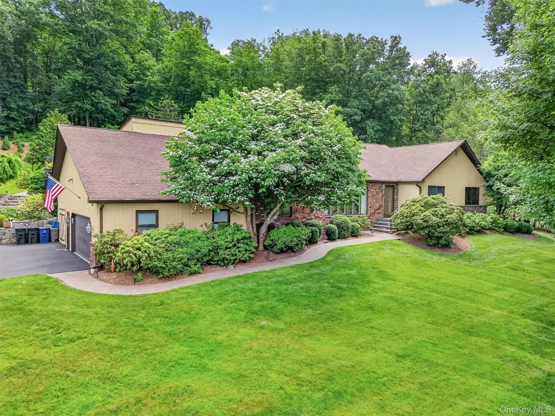 Photo of 40 Farrell Drive