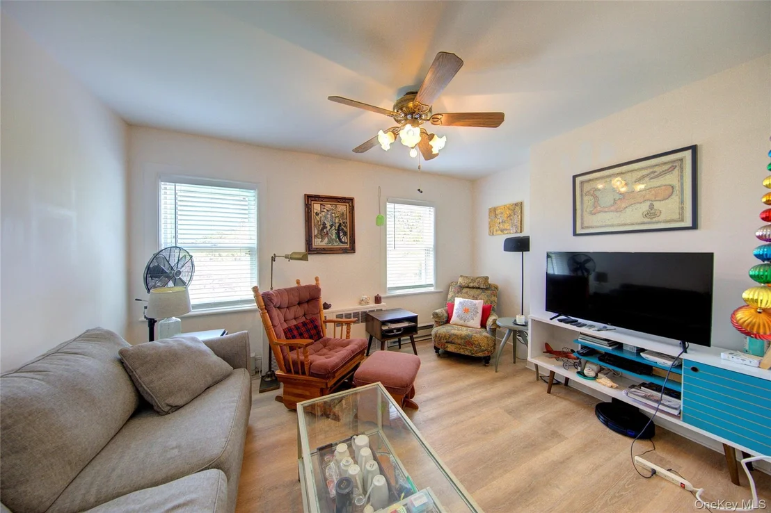 Photo of 159 Magnolia Boulevard