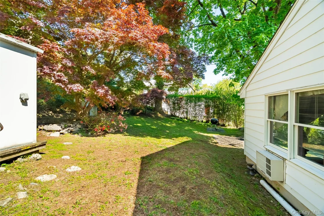 Photo of 25 Hillside Avenue