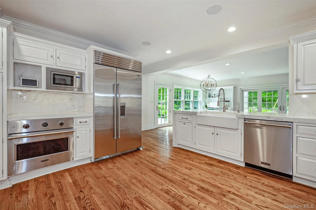 Photo of 18 Lakeside Drive