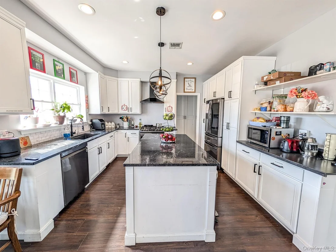 Photo of 71 Elm Avenue