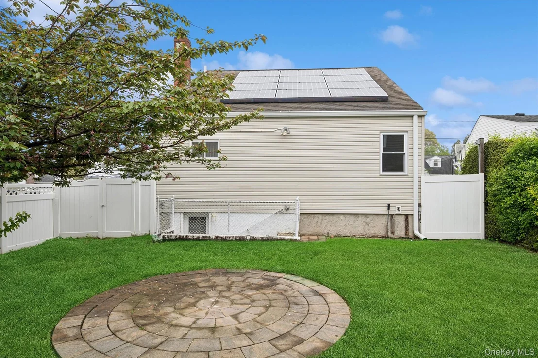 Photo of 199 Sycamore Avenue