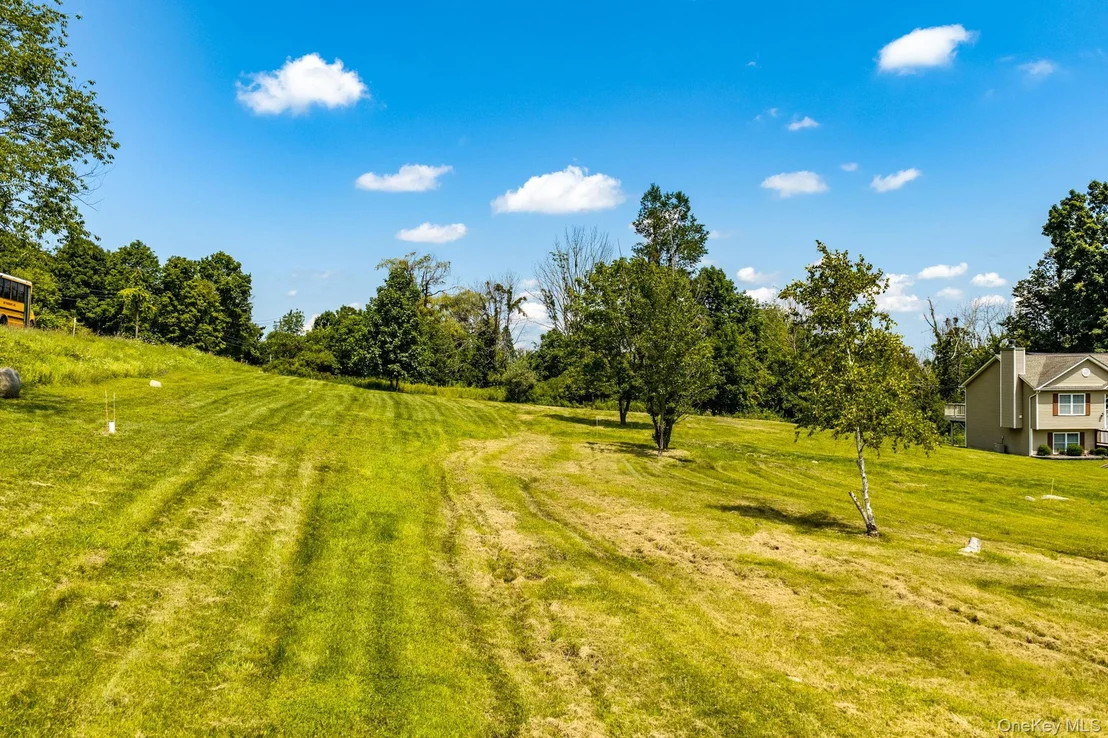 Photo of 236 Springbrook Road