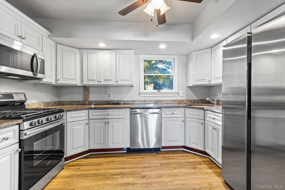 Photo of 10 Sunset Drive