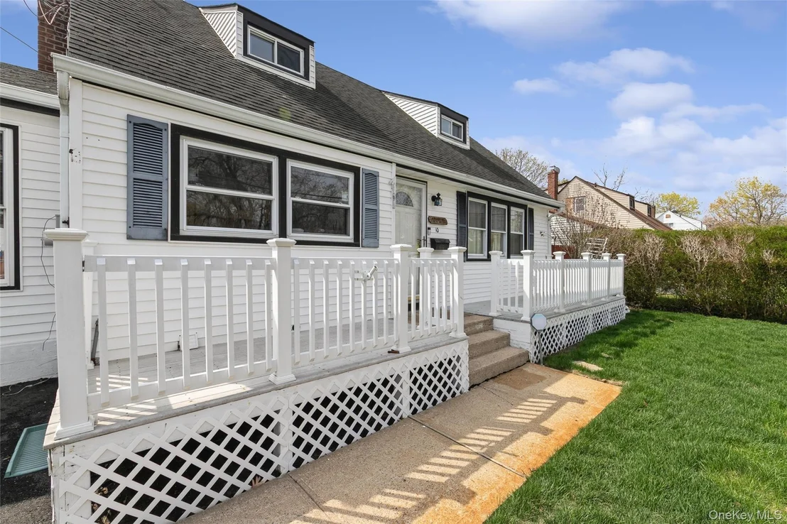 Photo of 10 Hickory Street