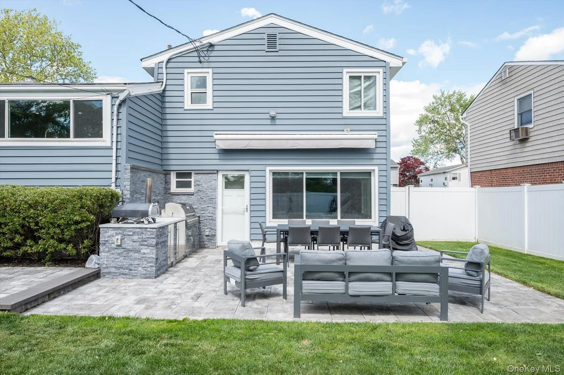 Photo of 10 Jeremy Avenue