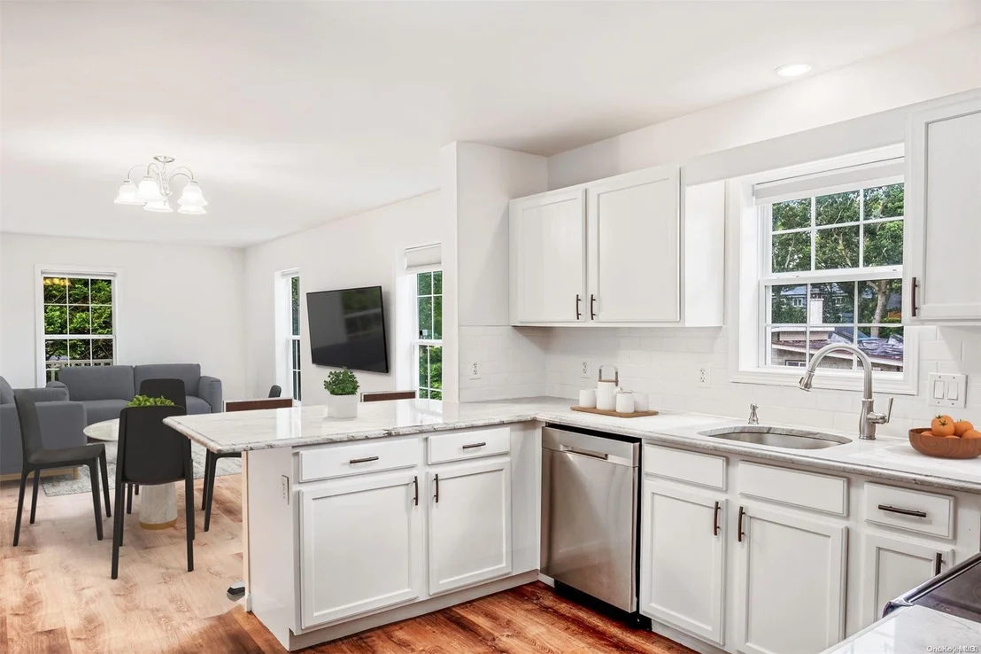 Photo of 3 Neptune Avenue