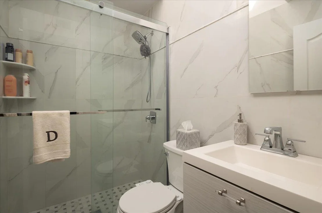 Photo of 1004 Jackson Avenue