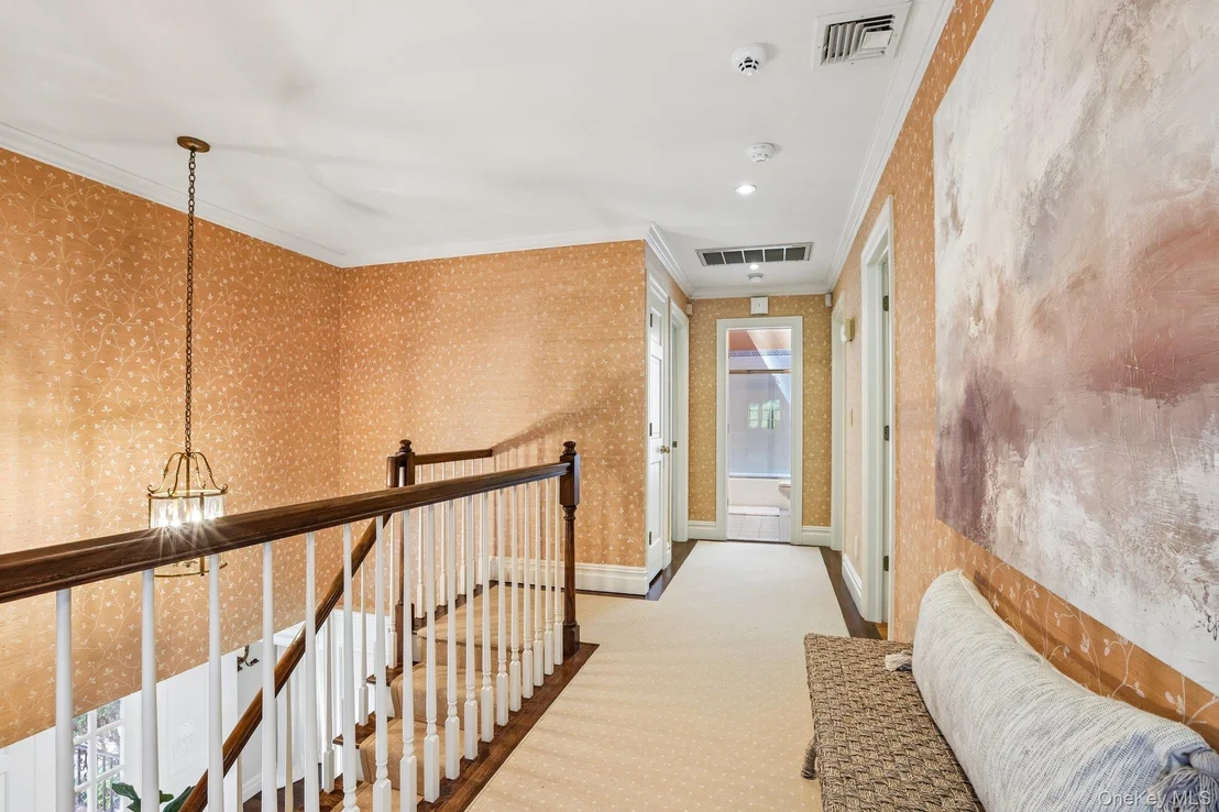 Photo of 90 Greenhaven Road