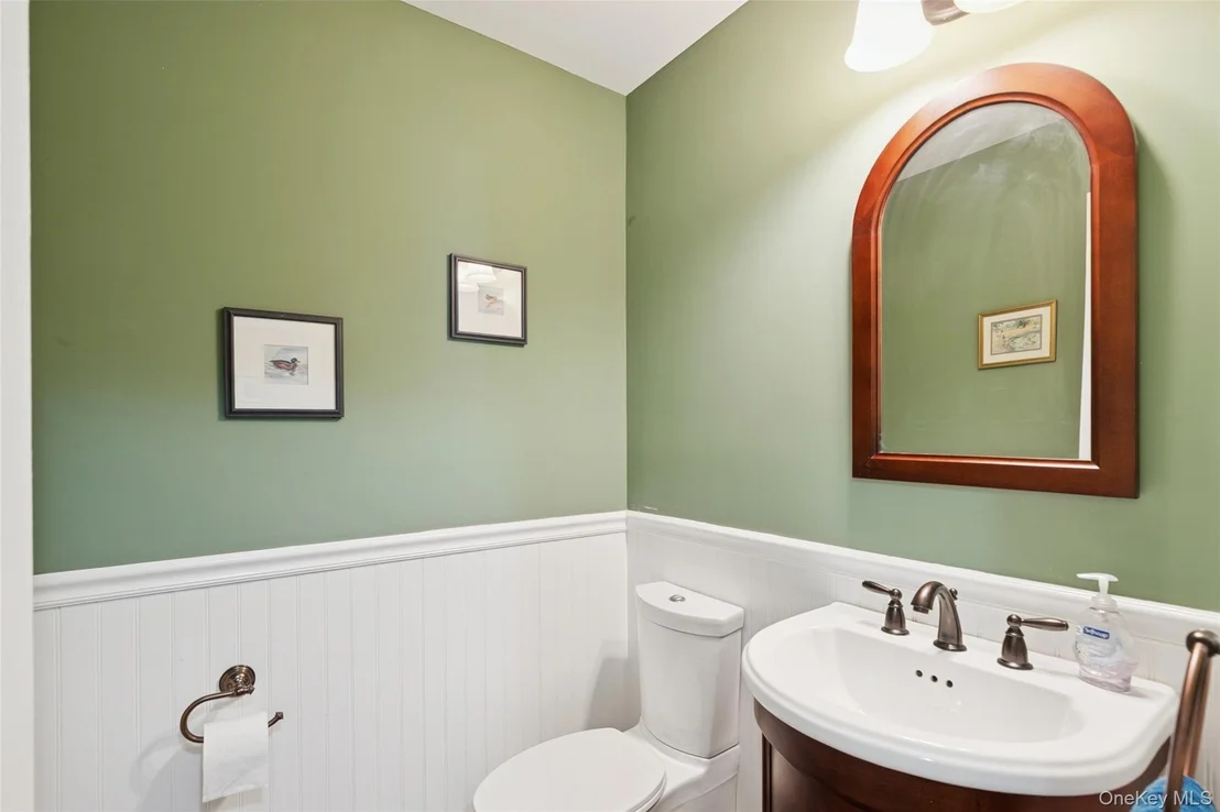 Photo of 10 Goose Hill Road