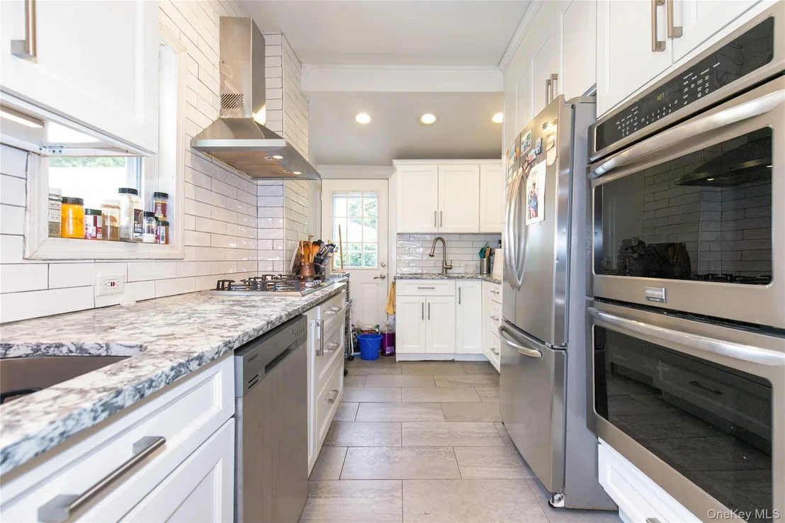 Photo of 367 Summit Avenue