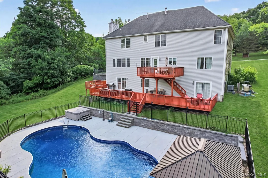 Photo of 3 Harvey Way