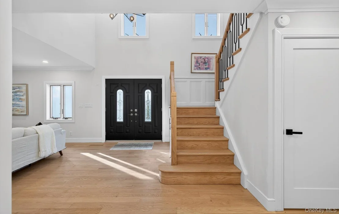 Photo of 369 Vanderbilt Parkway