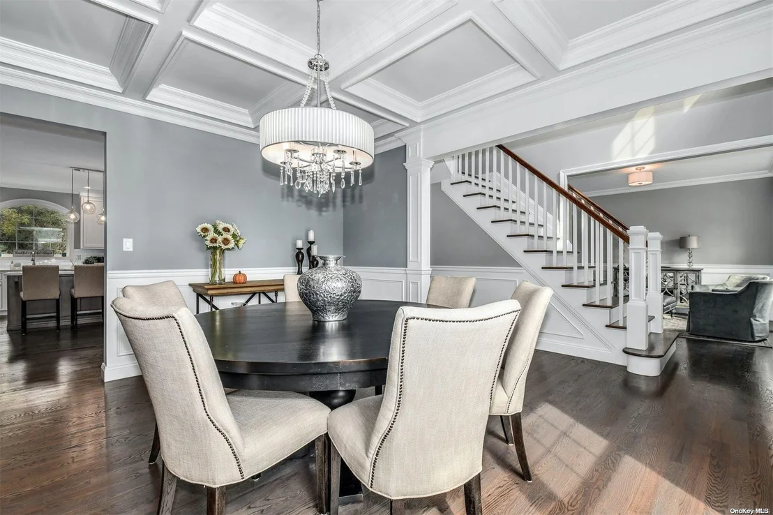 Photo of 56 Syosset Circle