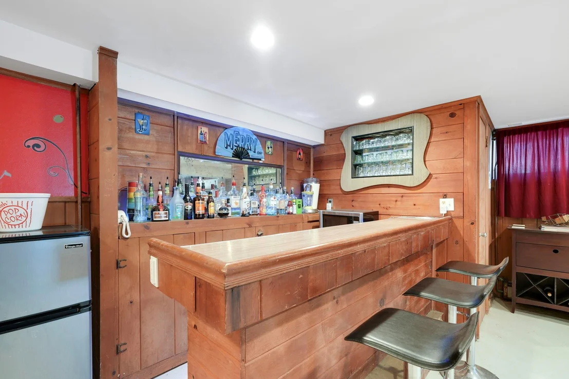 Photo of 1457 Elm Street