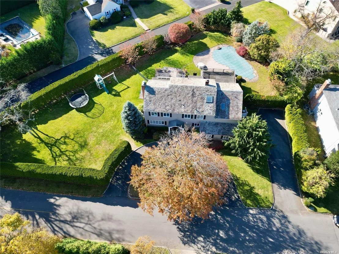 Photo of 1300 Harbor Road