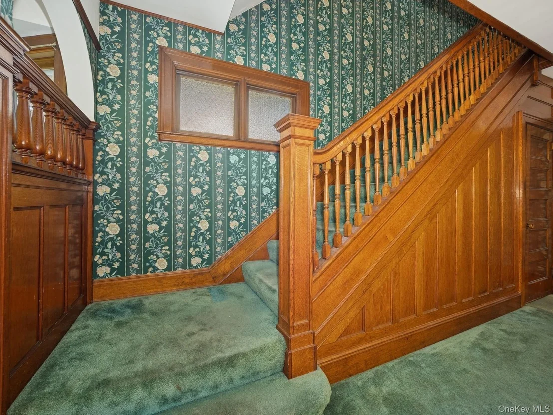 Photo of 24 Mountain Avenue