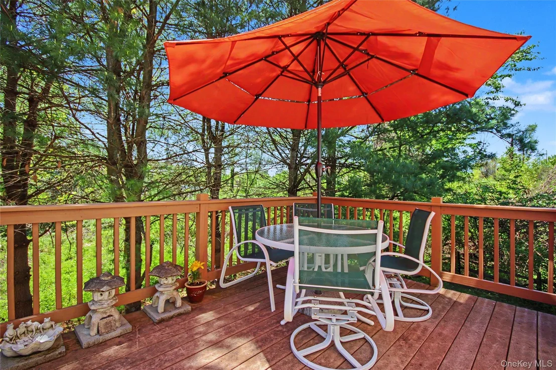 Photo of 760 Huntington Drive