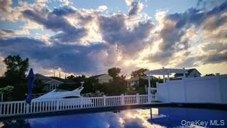 Photo of 2884 Bay Drive