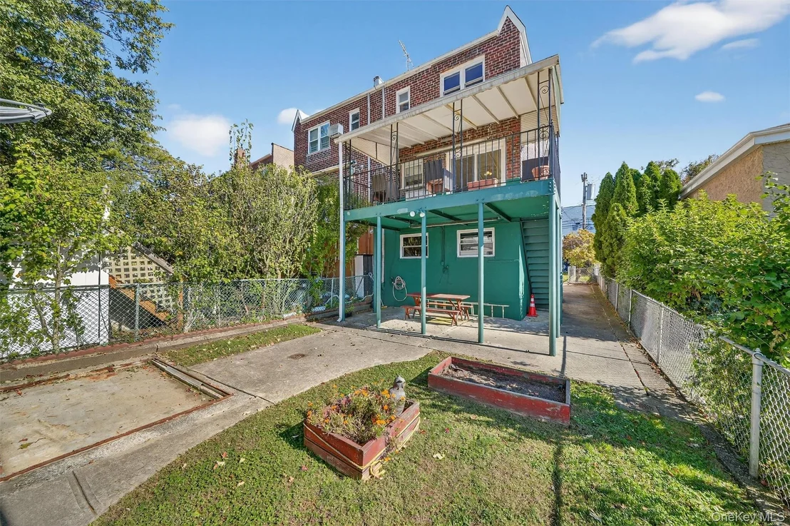 Photo of 283 Calhoun Avenue