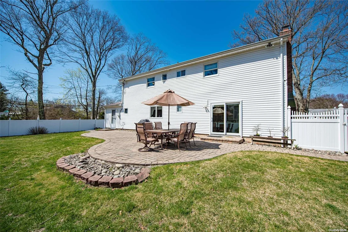 Photo of 255 Bow Drive