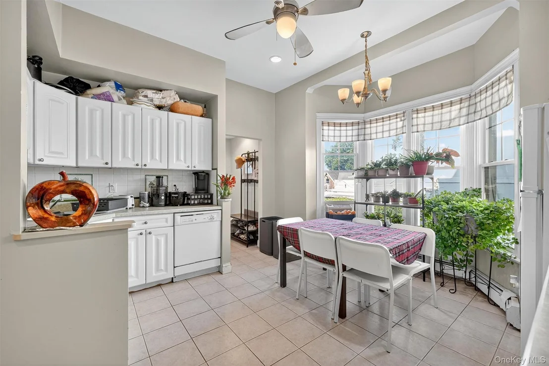 Photo of 16 Maple Place