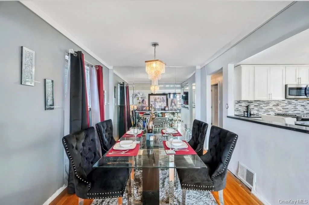 Photo of 488 Pershing Blvd